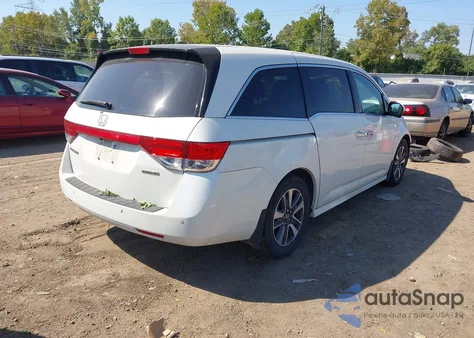 2015 Honda Odyssey Touring/Touring Elite z USA, uszkodzony, nr VIN 5FNRL5H98FB067700